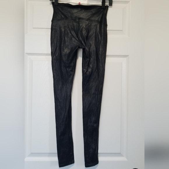 Spanx Faux Leather Leggings Black Size Medium - Picture 12 of 12
